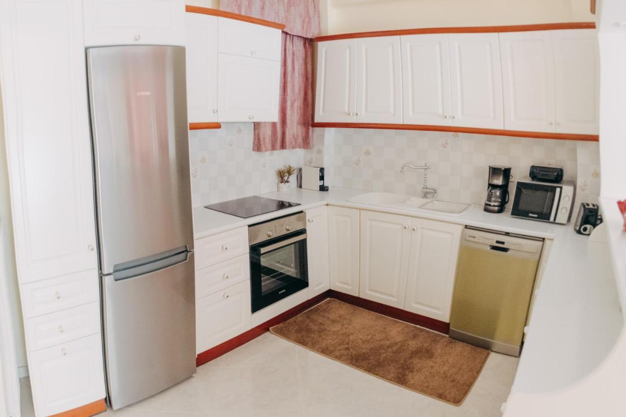 Best House, Psila Alonia Square Luxury, Patra Εξωτερικό φωτογραφία